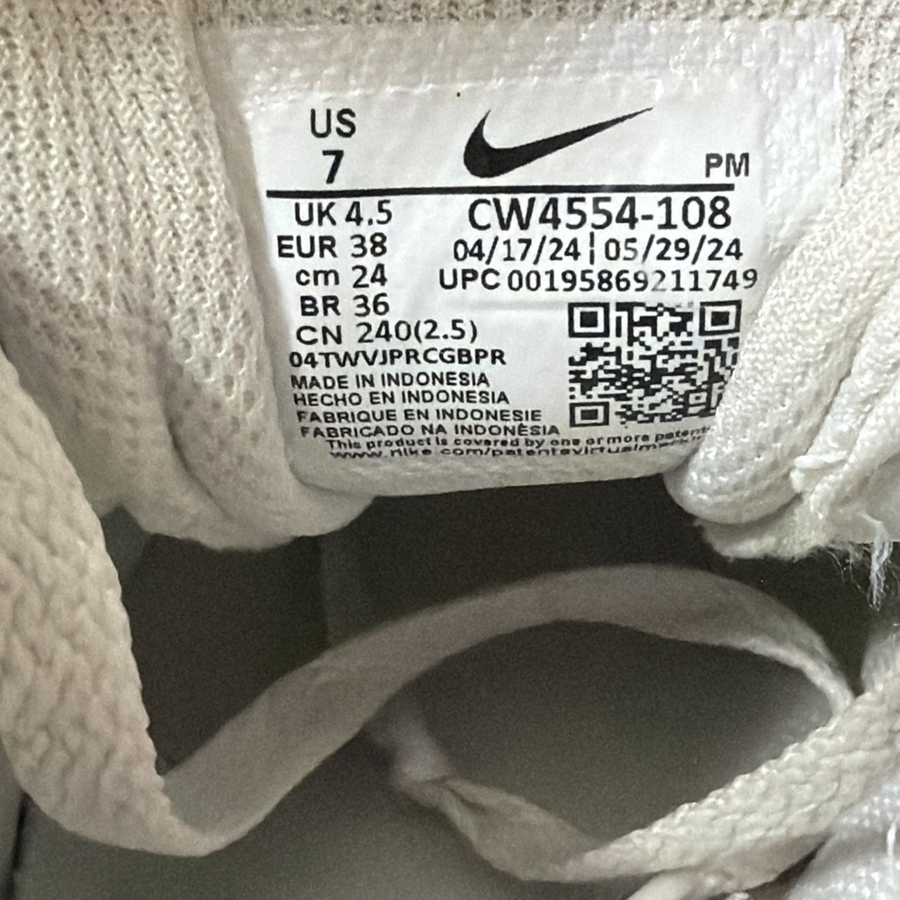 Nike Air Max SC Summit Sneaker‎ Women's 7 White CW4554-108 Athletic Used Shoes - Picture 11 of 16